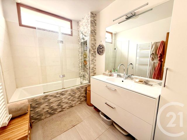 Maison &agrave; vendre - 5 pi&egrave;ces - 107,32 m2 - Fontenay Sous Bois - 94 - ILE-DE-FRANCE