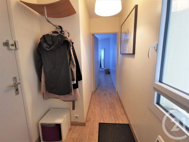 Appartement F2 &agrave; louer - 2 pi&egrave;ces - 41,72 m2 - Courbevoie - 92 - ILE-DE-FRANCE