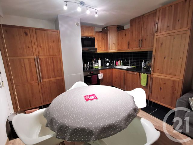 Appartement F2 &agrave; louer - 2 pi&egrave;ces - 41,72 m2 - Courbevoie - 92 - ILE-DE-FRANCE