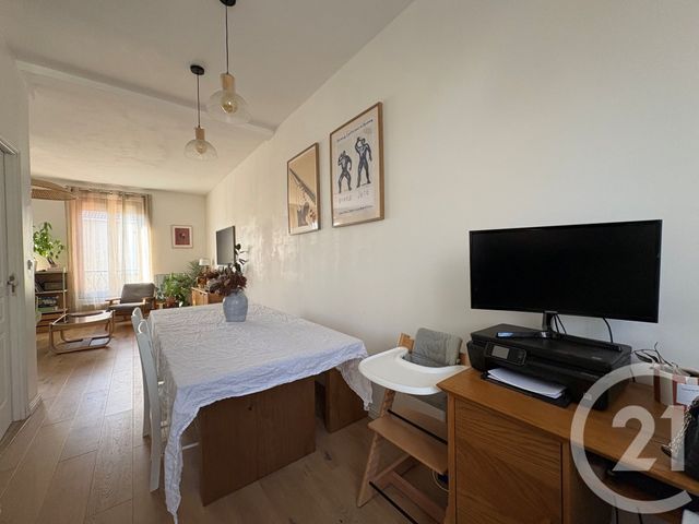 Maison &agrave; louer - 4 pi&egrave;ces - 89,22 m2 - Fontenay Sous Bois - 94 - ILE-DE-FRANCE