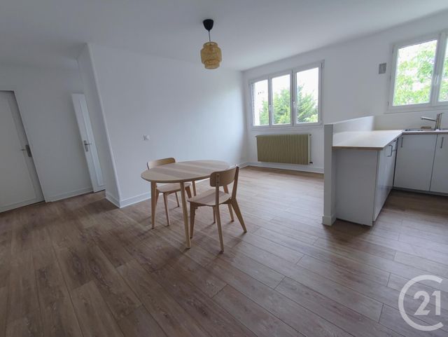 Appartement F3 &agrave; louer - 3 pi&egrave;ces - 50,96 m2 - Fontenay Sous Bois - 94 - ILE-DE-FRANCE