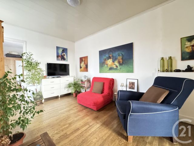 Appartement F3 à vendre - 3 pièces - 54,57 m2 - Fontenay Sous Bois - 94 - ILE-DE-FRANCE