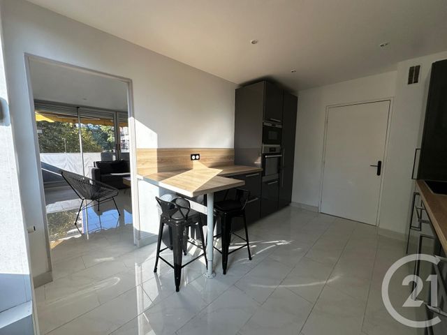 Appartement F4 à vendre - 4 pièces - 82,02 m2 - Fontenay Sous Bois - 94 - ILE-DE-FRANCE