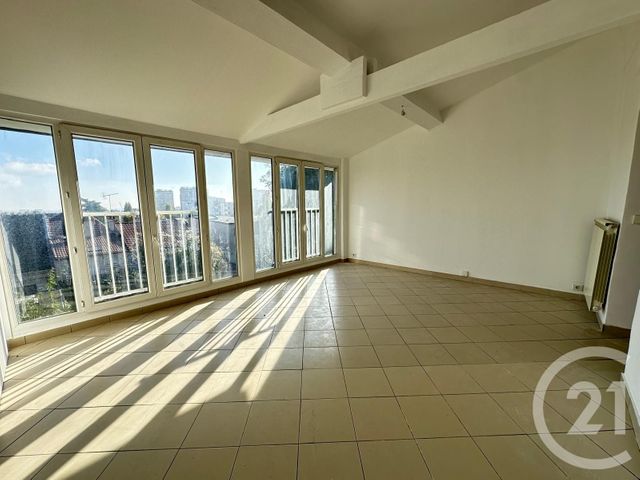 Appartement F3 à vendre - 3 pièces - 53,96 m2 - Fontenay Sous Bois - 94 - ILE-DE-FRANCE