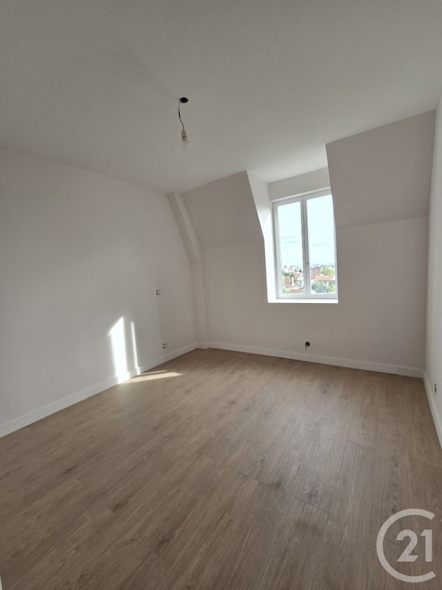 Maison &agrave; vendre - 5 pi&egrave;ces - 125 m2 - Fontenay Sous Bois - 94 - ILE-DE-FRANCE