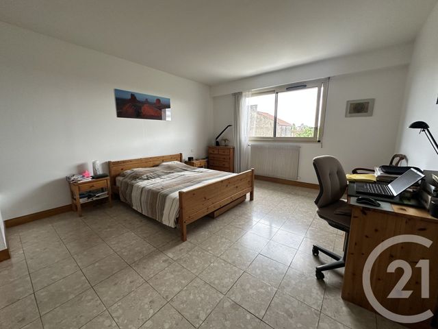 Afficher la photo en grand Maison à vendre - 6 pièces - 170 m2 - Fontenay Sous Bois - 94 - ILE-DE-FRANCE