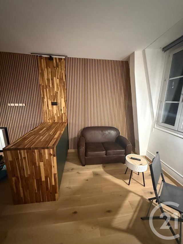 Afficher la photo en grand Appartement F1 à louer - 1 pièce - 22,81 m2 - Paris - 75016 - ILE-DE-FRANCE