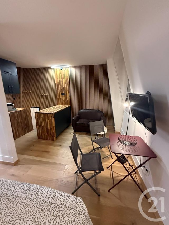 Appartement F1 à louer PARIS