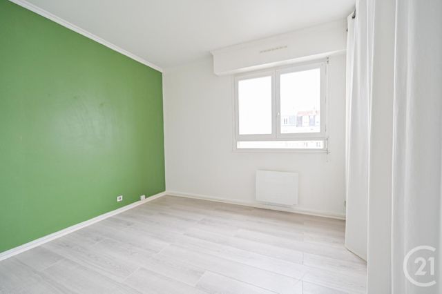 Afficher la photo en grand Appartement F2 à louer - 2 pièces - 46,05 m2 - Levallois Perret - 92 - ILE-DE-FRANCE