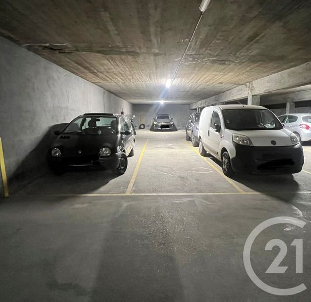 Parking à louer - 10 m2 - Vincennes - 94 - ILE-DE-FRANCE