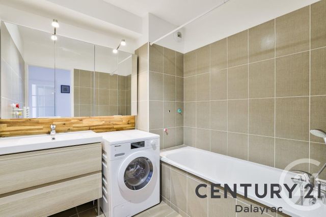 Appartement F4 &agrave; vendre - 5 pi&egrave;ces - 94,80 m2 - Fontenay Sous Bois - 94 - ILE-DE-FRANCE