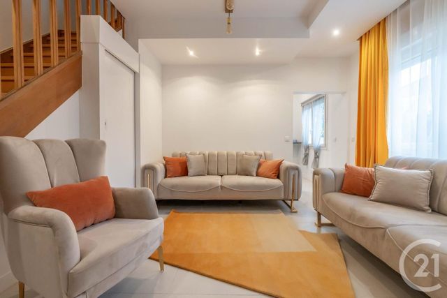 Maison &agrave; vendre - 5 pi&egrave;ces - 91,44 m2 - Fontenay Sous Bois - 94 - ILE-DE-FRANCE