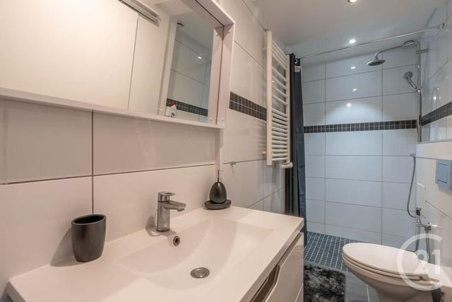 Maison &agrave; vendre - 5 pi&egrave;ces - 91,44 m2 - Fontenay Sous Bois - 94 - ILE-DE-FRANCE